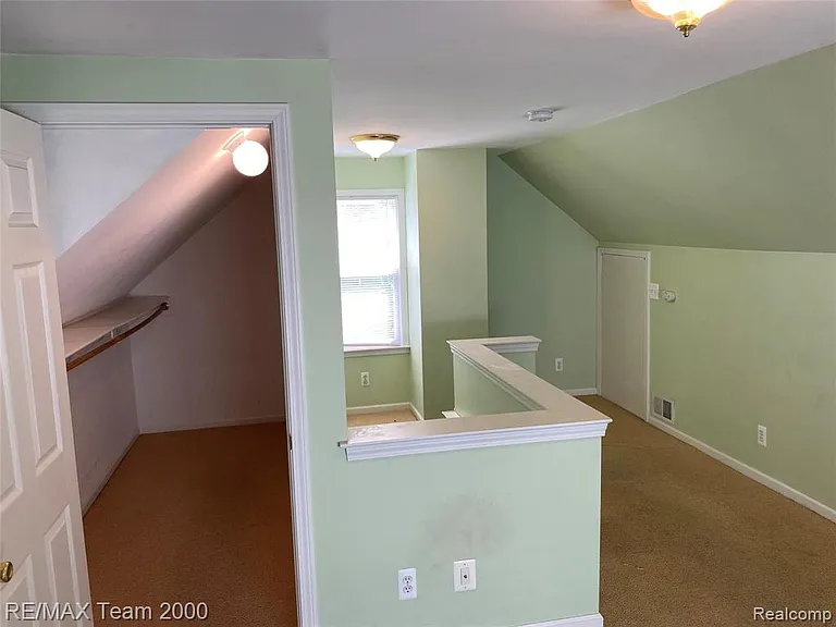 24800 Cooke St — Photo 11