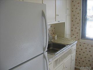 5th image of 5729 246th Cres