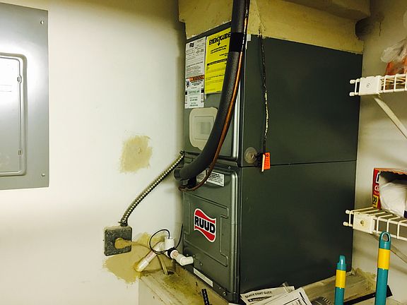 4th image of 445 Pine Glen Ln APT B-2