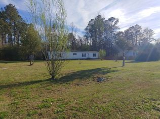 190 Washington Creek Dr, Willard, NC 28478