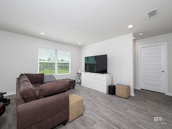 3rd image of 3239 Cala Linda Ln