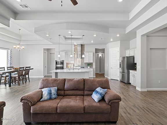 5th image of 4241 Sugar Creek Ln