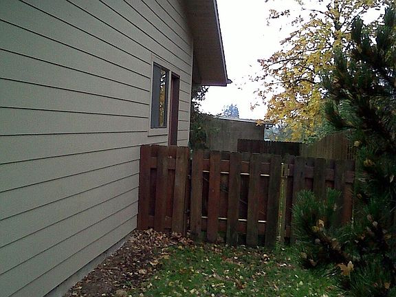 3rd image of 9914 NE 36th Ct #A