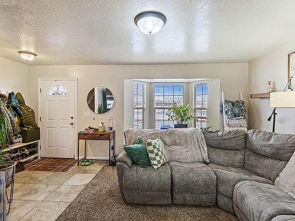 2nd image of 988 S 1760 W