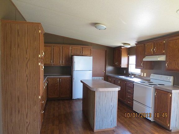2nd image of 35 Cedar View Dr