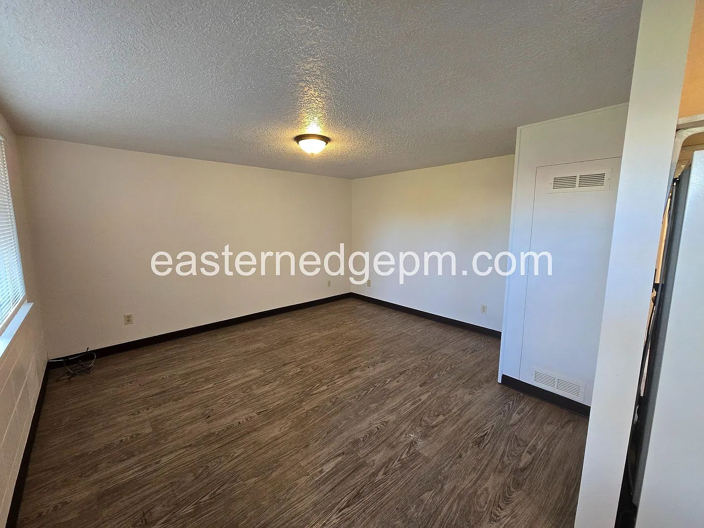 Stadium Apartments — Photo 2