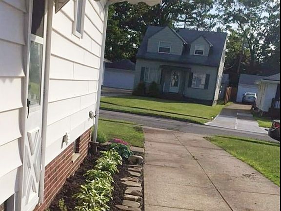 2nd image of 5545 Cumberland Dr