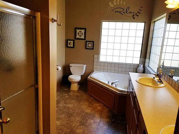 5th image of 8249 E Old Mill Ct