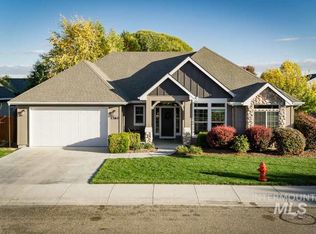 1760 W Quiet Peak, Meridian, ID 83642