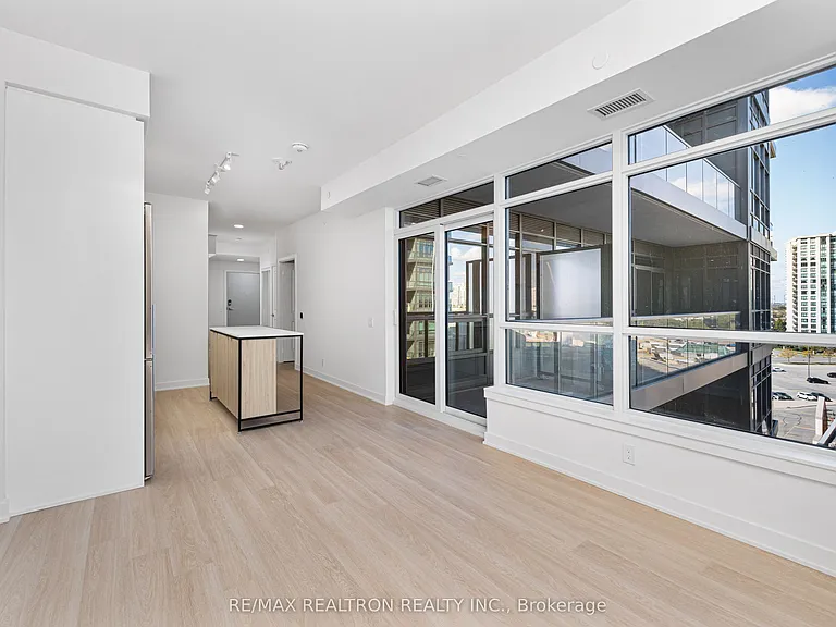 30 Upper Mall Way #A-620 — Photo 16