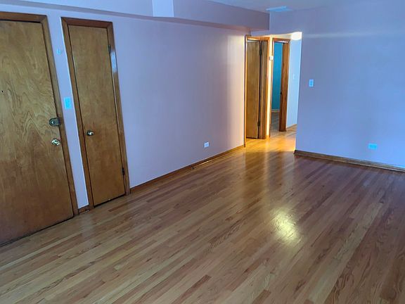 4th image of 2023 W Balmoral Ave #1