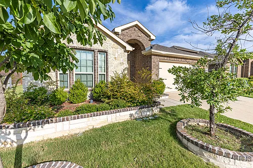 4013 Spur Trail Dr Photo 1