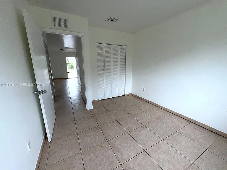 14140 NE 2nd Ct #4 — Photo 11