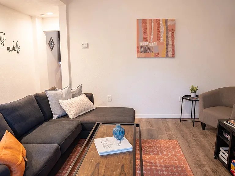 3269 Bainton St — Photo 4