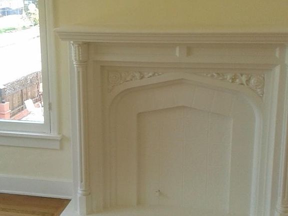 3rd image of 538 N Genesee Ave
