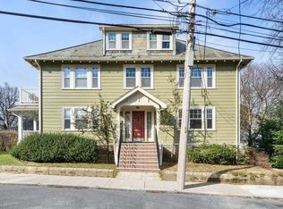 176 Manthorne Rd #1, West Roxbury, MA 02132