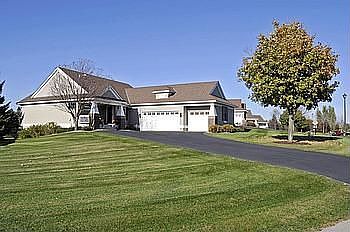 1st image of 9811 Wedgewood Cir