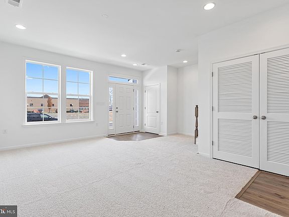 5th image of 3133 Eton Pl