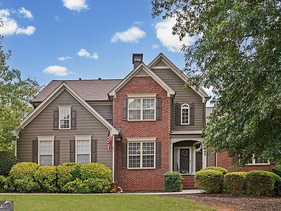 2nd image of 400 Forest Creek Ct