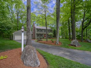 4 Hemlock Dr, Hopkinton, MA 01748