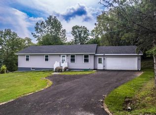 131 S Ln, West Rutland, VT 05777