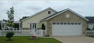 350 Brown Ct photo 1