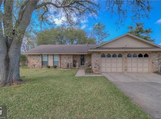 2517 Brown Cir, Bossier City, LA 71111
