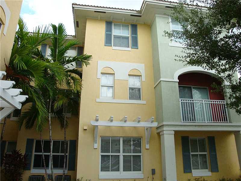 1st image of 11102 NW 83rd St APT 114