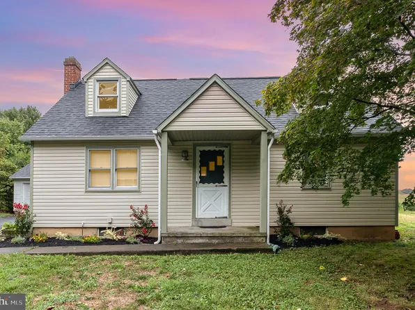 730 Cockley Rd, Harrisburg, PA 17111