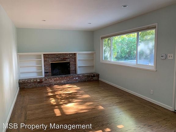 5th image of 2161 Youngs Ct