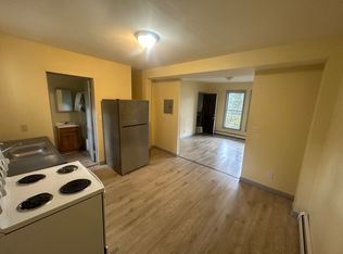 471 Beech St APT 7, Manchester, NH 03103