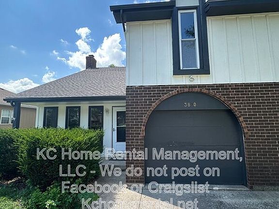 2nd image of 3870 SW Harbor Dr