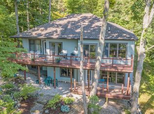 7352 Hallridge Dr NE, Belding, MI 48809