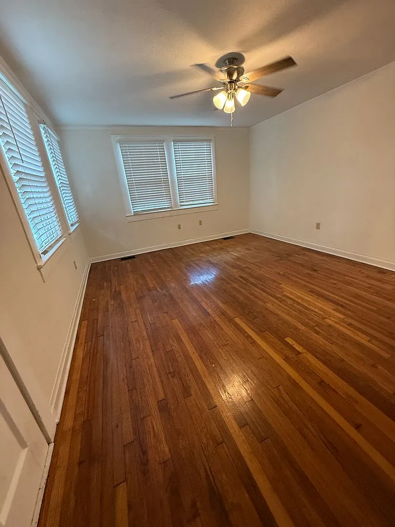 Must See this 3/2 Cottage Home 3712 Hyacinth Ave. Near LSU Lakes — Photo 4
