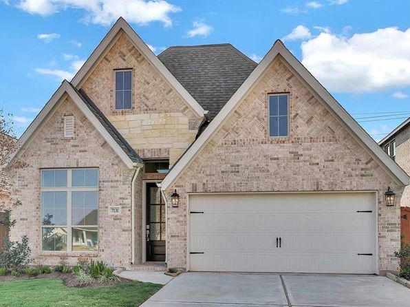 7131 Bur Oak Bend Way
