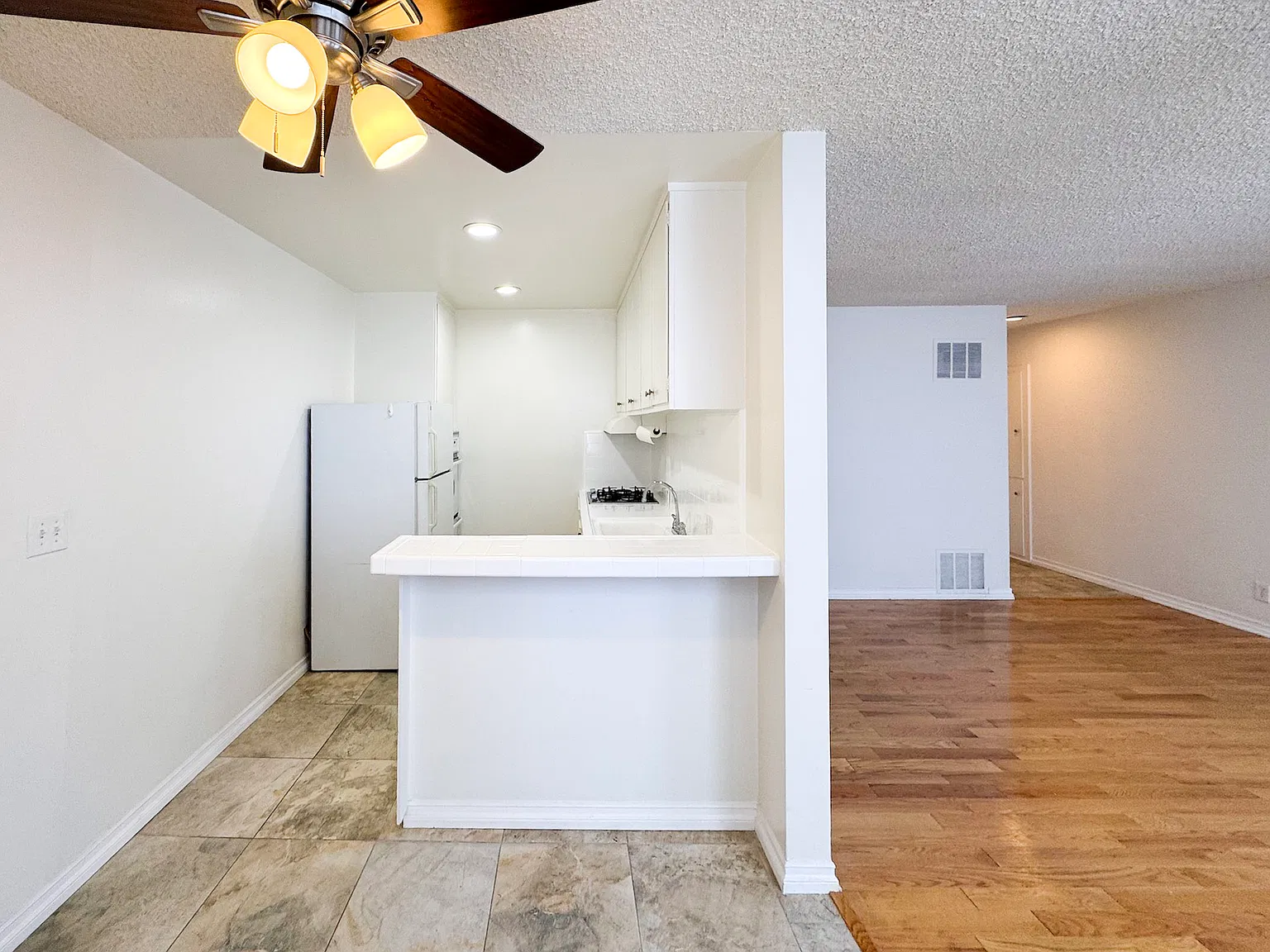1 bed, 680 sqft, $2,700 — Photo 3