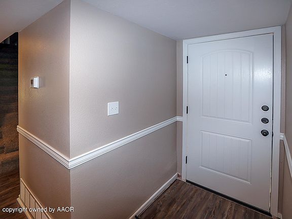 3rd image of 3206 Villa Pl