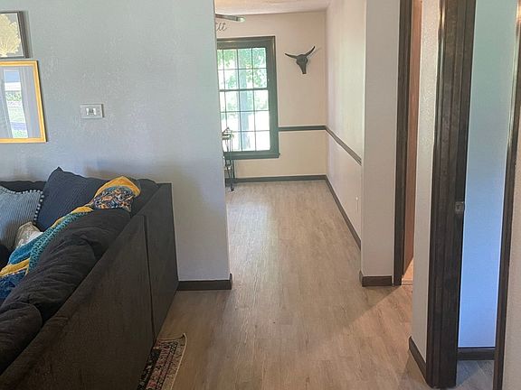 2nd image of 2406 N Linda Ln