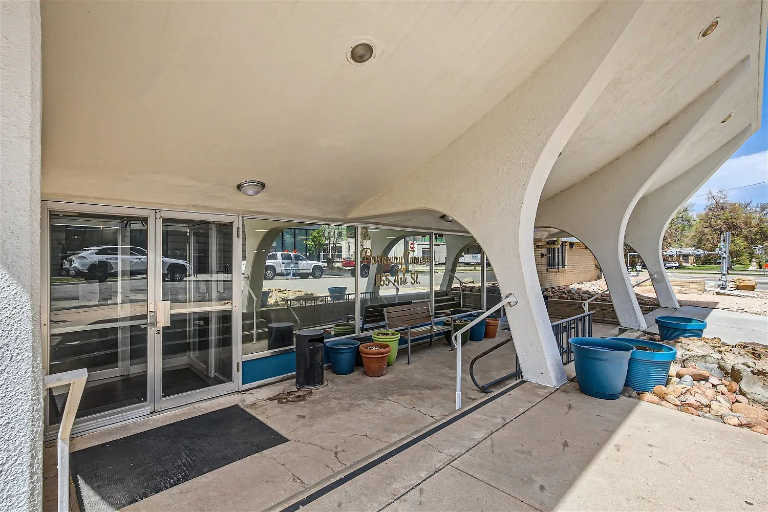 2 bed, 2.0 bath, 1054 sqft, $1,775 — Photo 3