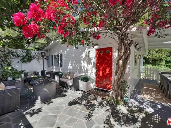 10431 Scenario Ln, Los Angeles, CA 90077