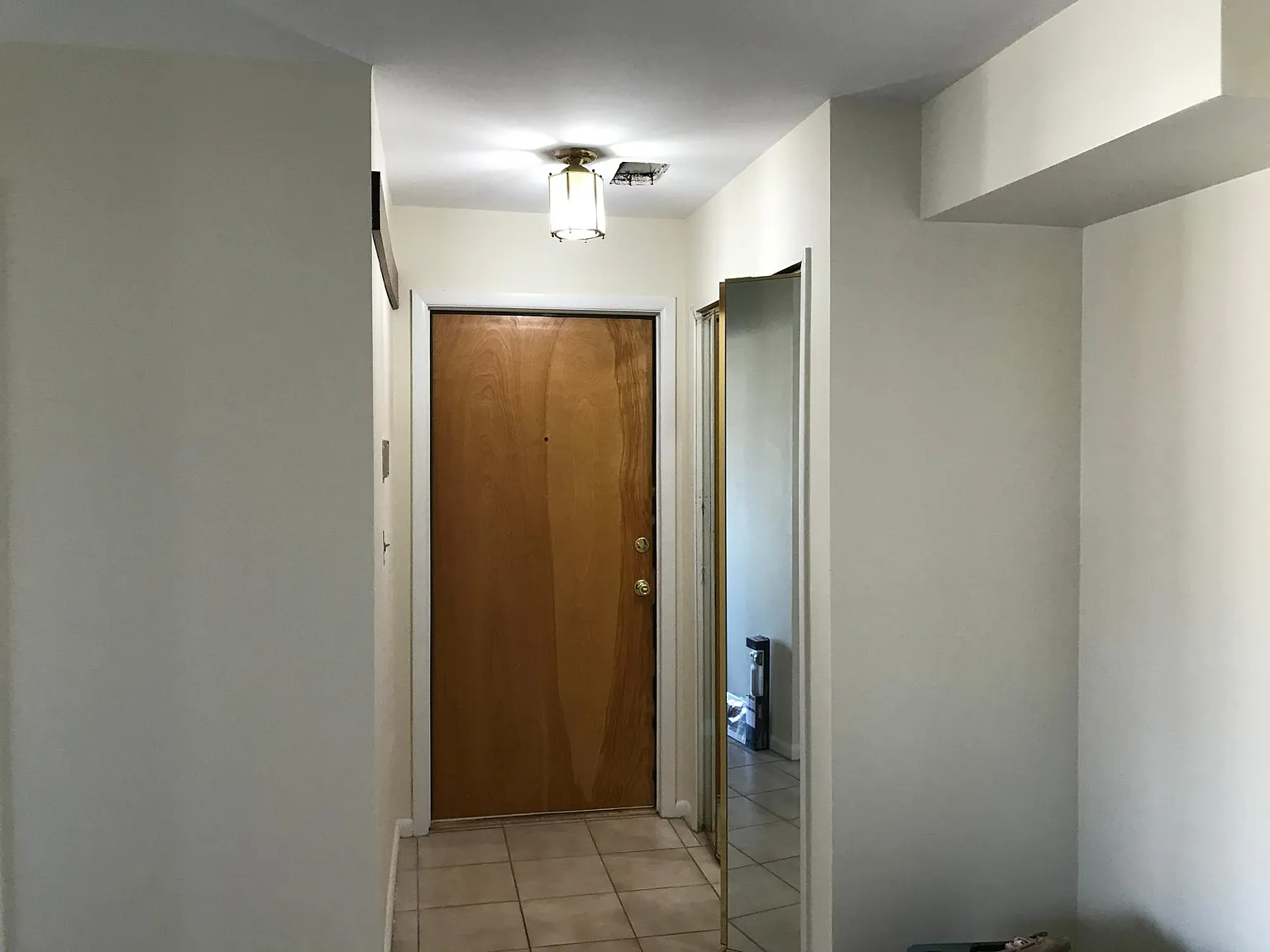 110 Biscayne Ct — Photo 3