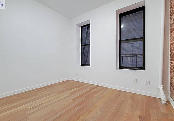 2nd image of 590 Amsterdam Ave #2R