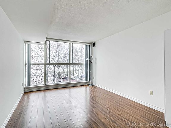 3rd image of 4185 Shipp Dr #211