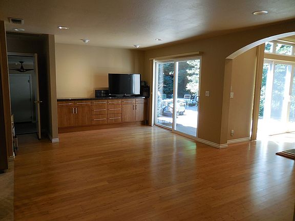 2nd image of 970 Casilada Way