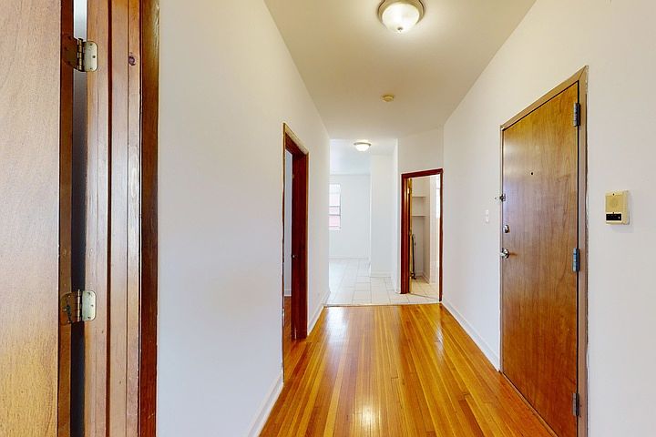 2nd image of 5493 S Cornell Ave #1615-2