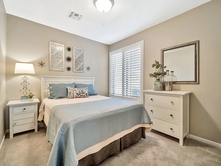 2519 W Myopia Dr — Photo 23