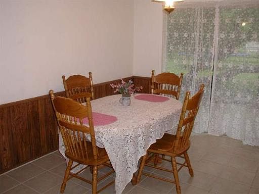 2nd image of 4731 CASTLE KNOLL DR