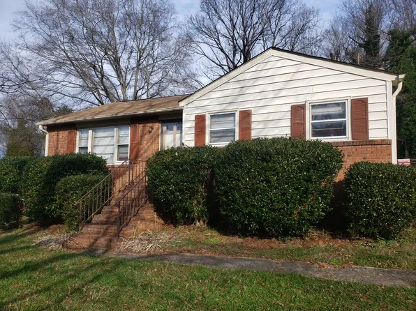 4753 Eastwin Dr, Winston Salem, NC 27104