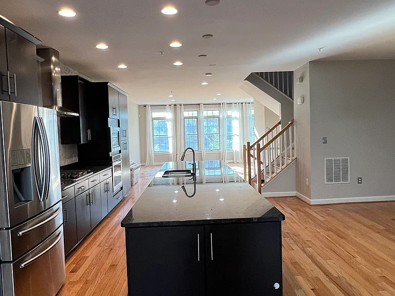 7447 Burnside Way — Photo 8