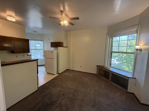 709 E 1st St APT 6, Duluth, MN 55805